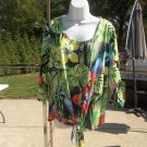 NWT ONQUE CASUALS PARROT PRINT TOP XL NWT ONQUE CASUALS PARROT PRINT TOP XL