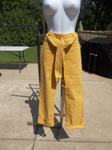NWT LOFT MUSTARD YELLOW DENIM CROP PANTS 6