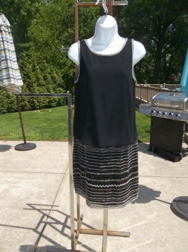NWT ADRIANNA PAPELL GORGEOUES BLACK BEADED DRESS 8