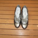 EASY STREET PEWETER HEELS 5.5