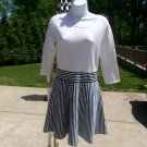 NWOT GUESS WHITE AND BLACK STRIPED SWEATER DRESS L