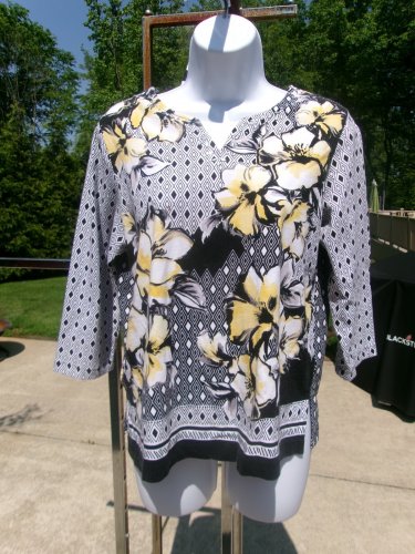 ALFRED DUNNER BLACK&YELLOW FLORAL PRINT TOP PM