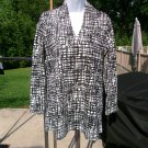 NWT CHICO'S BLACK&WHITE PRINT TUNIC 1