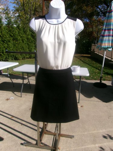 LOFT IVORY&BLACK DRESSS 2