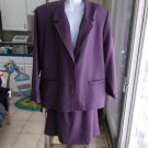 ALFRED DUNNER PURPLE SKIRT SUIT 20