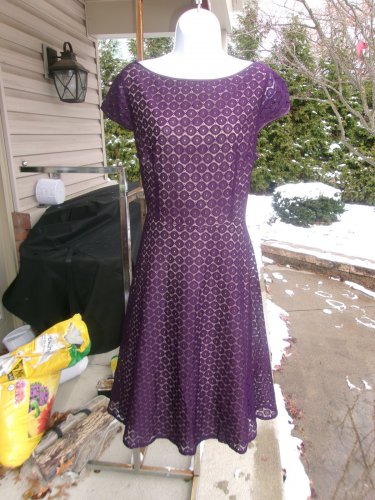 NWOT EVAN PICONE BLACK LABEL PLUM LACE DRESS 16