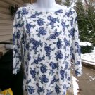 NWOT LANDS END WHITE AND BLUE FLORAL TOP PL14-16