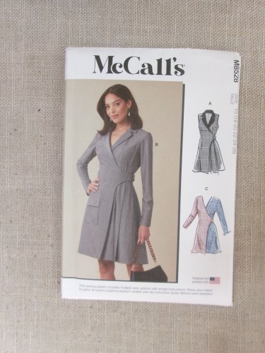 MCCALL'S 8528 WRAP DRESS 16-26