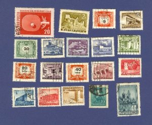 Hungary Packet No 1392 with 19 stamps