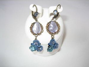 earrings dangle