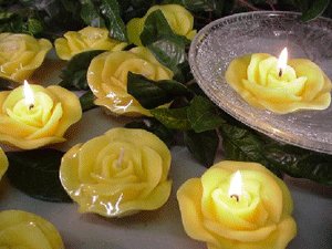 3"" Yellow Rose Scented Floating Candles (3 Pack)