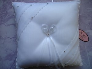 $12.99_New - Crystal & clear beads + RIBBON BRIDAL WEDDING RING BEARER PILLOW White color
