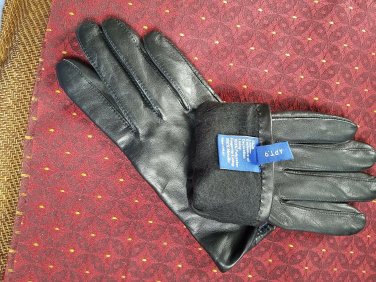 NWOT Women&acirc;��s APT.9 Black Genuine Leather Gloves Touch Screen Compatible. Size M