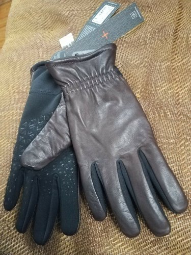 NWT MEN'S BROWN UPPER, UR POWERED  TOUCH SCREEN COMPATIBLE GLOVES SIZE L/XL NWT