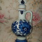 Vintage ROYAL DELFT KONINKLIJKE SENIORS AUTHENTIC CURAGAO LIQUEUR BOTTLE GOUDA