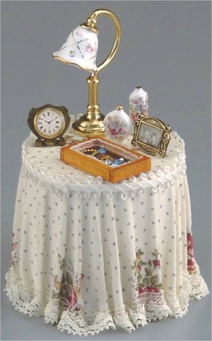 Dollhouse PINK ROSE SKIRTED TABLE Reutter Porcelain iniature Furniture 1:12 Scale