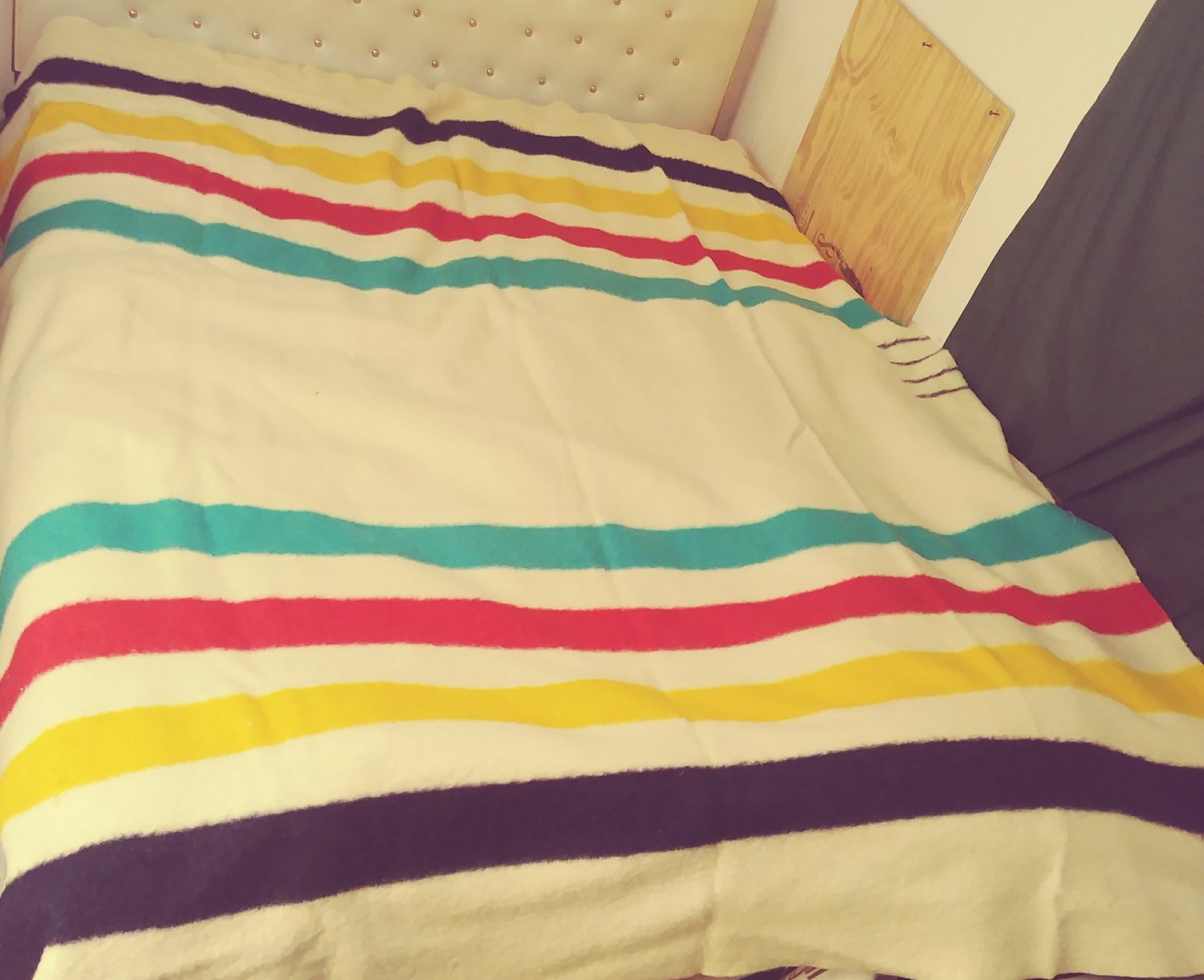 Vintage Hudson Bay 100 Wool Blanket