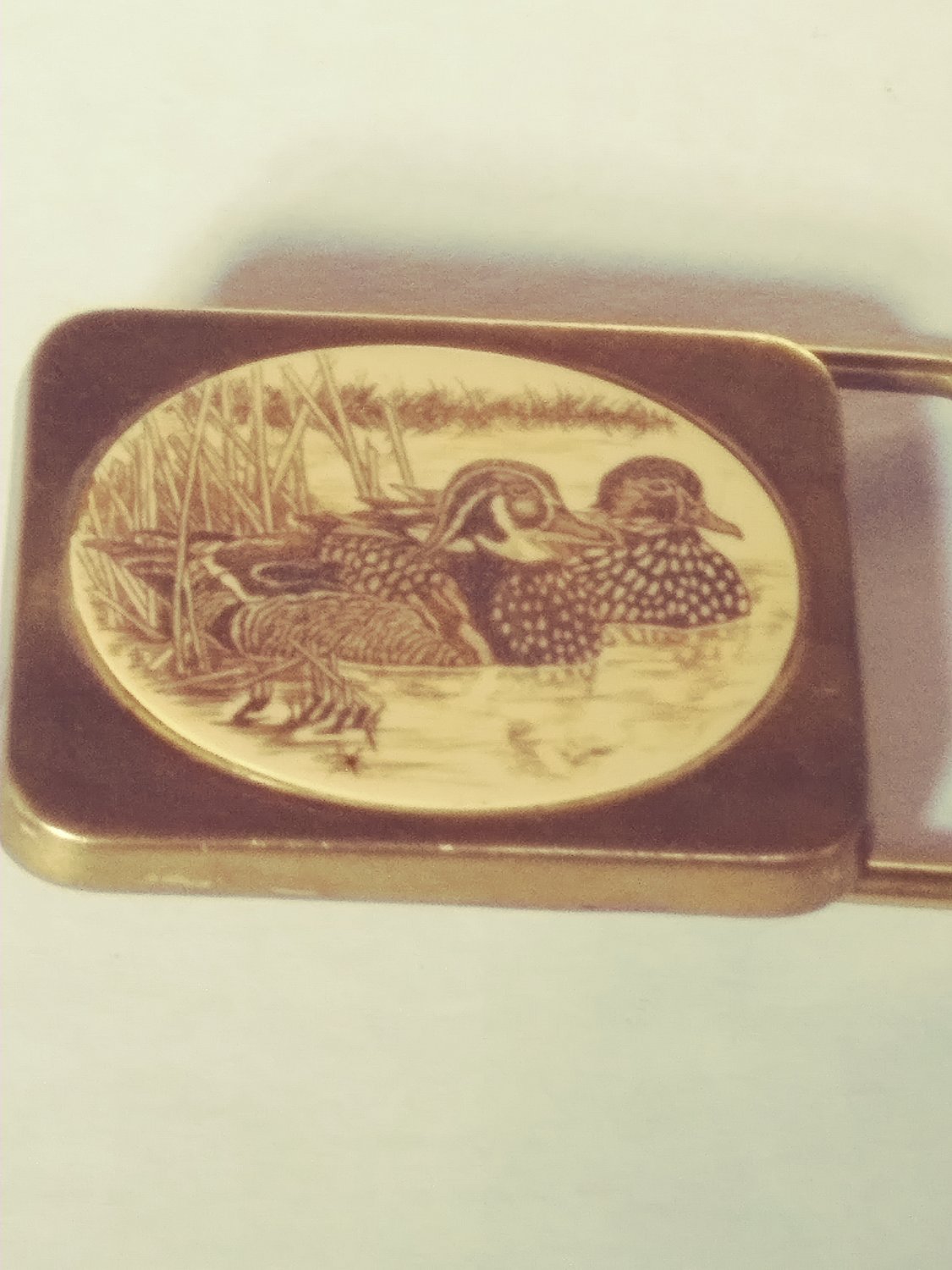 1983 BARLOW Scrimshaw Style Ducks Solid Brass Belt Buckle