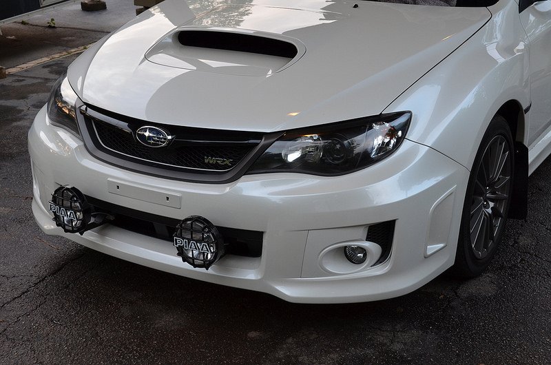 Subaru Impreza WRX STi PIAA 520 Grille Rally Bumper Fog Lights