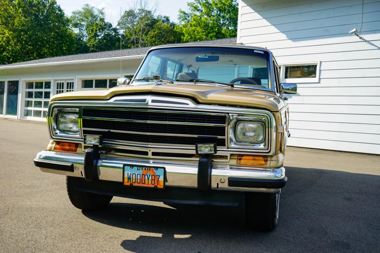 BlingLights Brand Yellow Fog Lights Lamps for Jeep Grand Wagoneer SJ