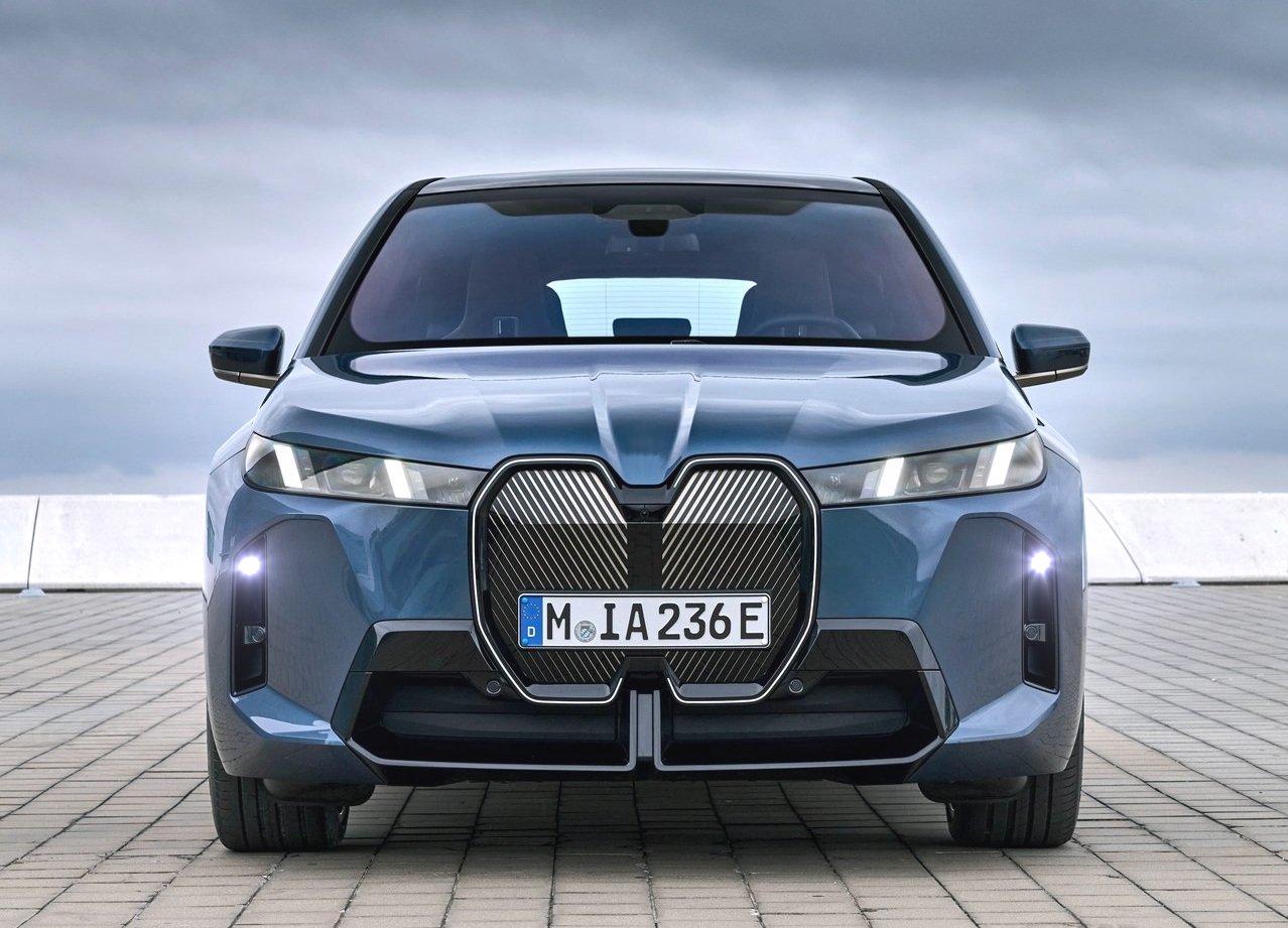 BlingLights LED Fog Lights for BMW iX xDrive40 xDrive45 xDrive50 xDrive60 M60 M70 xDrive