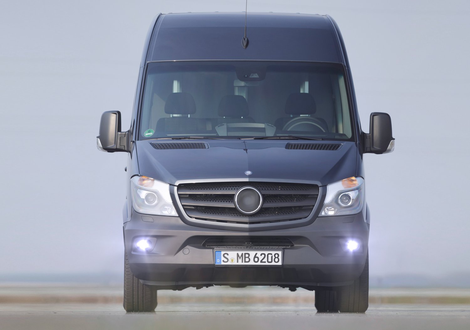BlingLights LED Halo Fog Lamps for 2014-2018 Mercedes Freightliner Sprinter