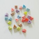 25 STRIPED TRIANGLE BEADS acrylic bird toys parrots cages parts