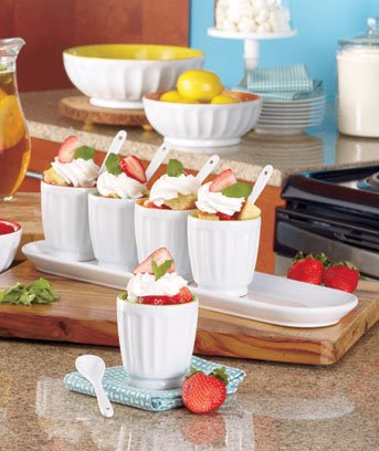 Color Lined Serving Set houseware dishes great parties gift