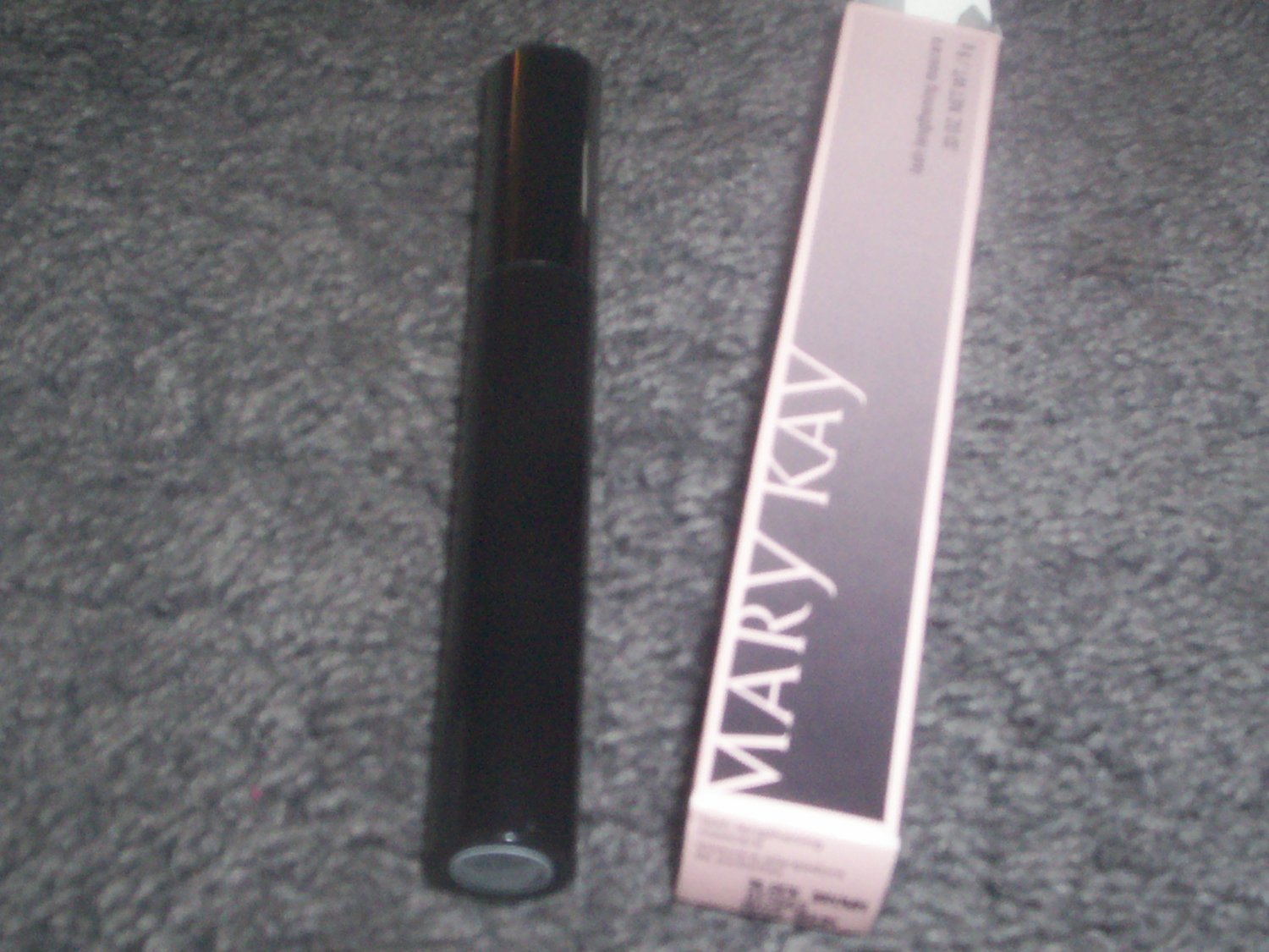 Mary Kay Lash Lengthening Mascara Black NIB