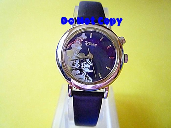 NEW Disney Mickey Mouse Donald Duck Goofy Musical Watch