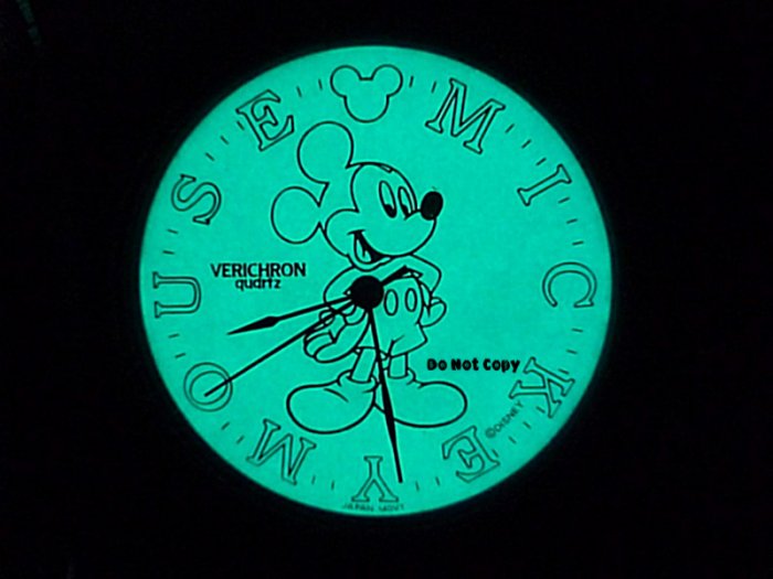 NEW Disney Mickey Mouse LightsUp Verichron Pocket Watch