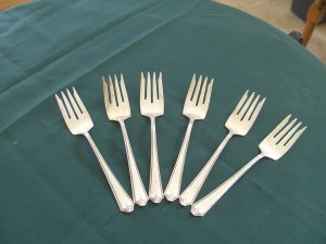 Sterling Silver Flatware International Six dessert/salad forks New Rosalind pattern