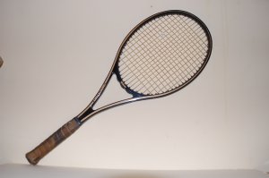 wilson graphite force tennis racket