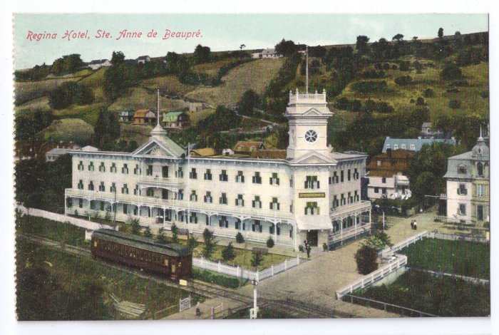 Regina Hotel St Anne de Beaupre Quebec Canada c 1910 Vintage Postcard
