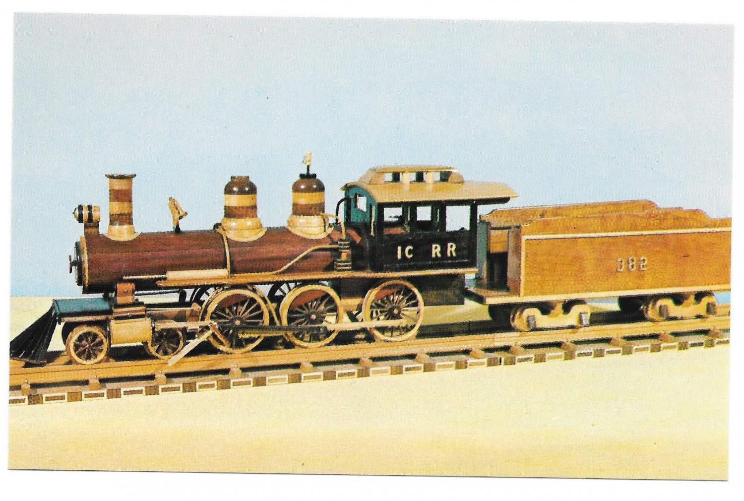 Railroad Wooden Model Train Illinois Central 4-6-0 