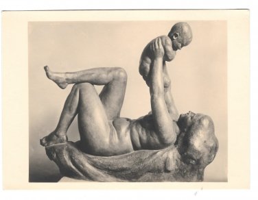 RPPC Sculpture Josef Mullner Mutter und Kind Wien Austria 4X6 Karl Kuhne Art Postcard