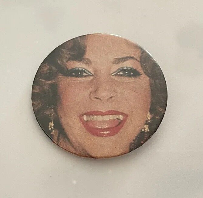 Movie Star Liz Taylor Elizabeth Taylor Button Pin