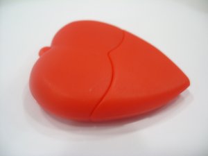 Heart shape 2GB Thumbdrive