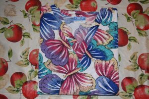 2XL, Crest V-neck Butterfly Pull Over Scrub - Short Sleeve