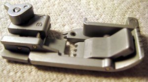 ELNA SERGER   A/B 945, 925, 704 STANDARD PRESSER FOOT