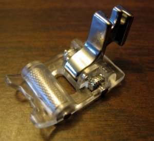 LOW SHANK ROLLER FOOT FOR LEATHER VINYL VELVET FABRICS