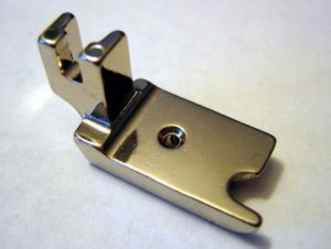 WELTING &  CORDING  FOOT 1/4" LOW SHANK