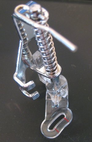 Free Motion Guide Foot Low Shank Janome, Brother, Viking, Pfaff, Singer, Bernette etc.