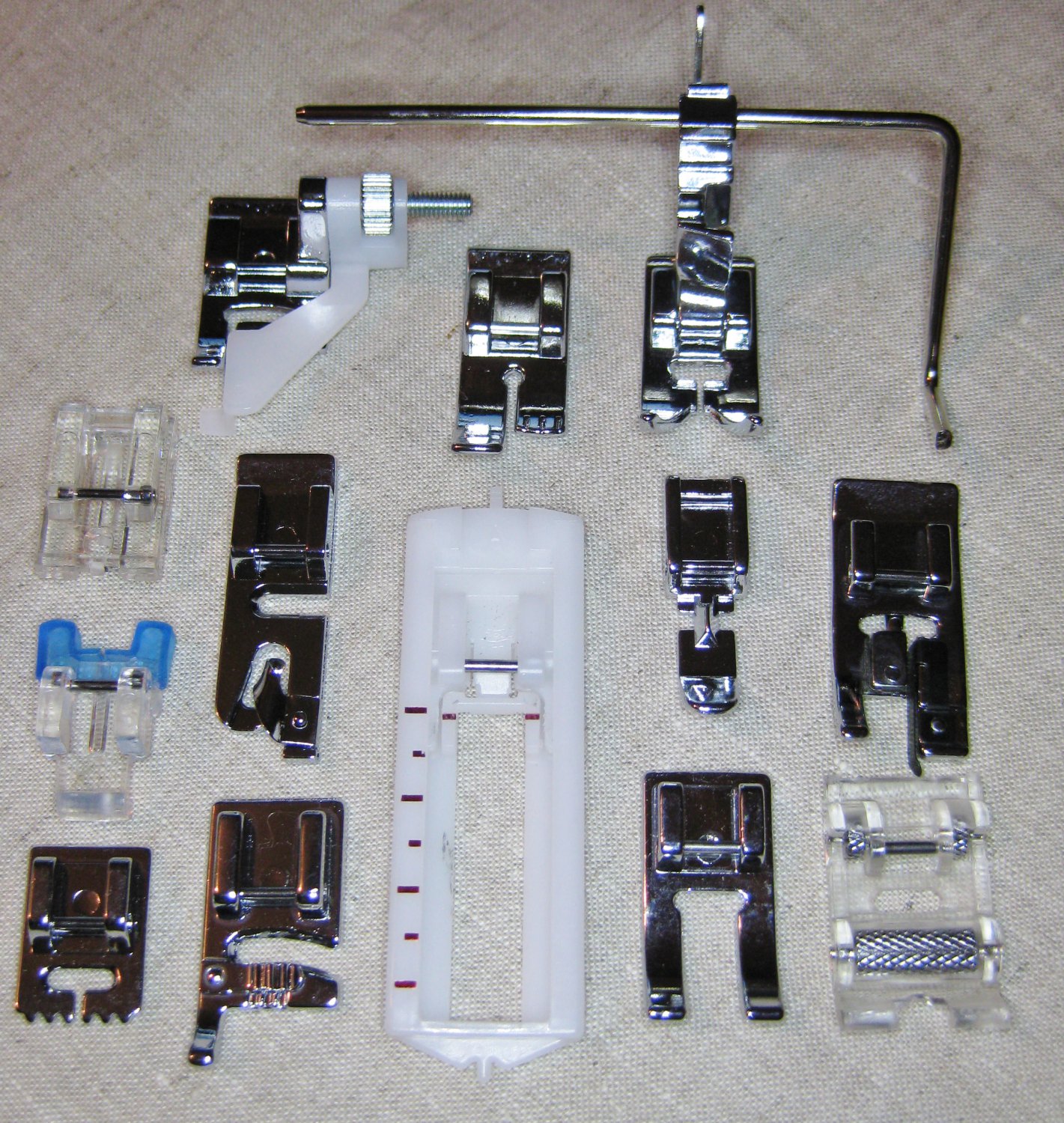 15 Sewing / Quilting Feet /Low Shank Kenmore Models Listed