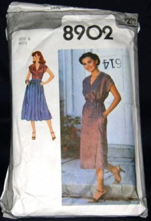 Vintage 1970's Simplicity Sewing Pattern 8902 Front Wrap Dress, Top, Skirt, Tie Belt Size 6 CUT