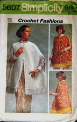 1970's Simplicity Craft Pattern 5607 Crochet Cape in 2 Styles Misses Size 10 - 20