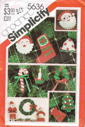 1980's Simplicity Craft Pattern 5636 Crochet Christmas Ornaments Santa Dolls Doll Pillow Wreath