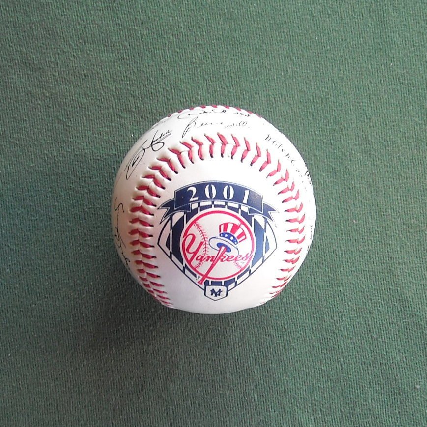 Autographed Baseballs New York Yankees
