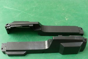 Precision screw mold