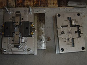spare parts plastic injection moulding, peek plastic injection mould